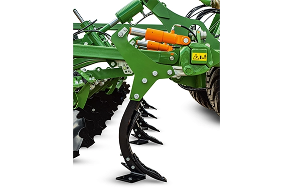 Close-up of Ceus heavy-duty C-Mix tines for deep cultivation and soil loosening.