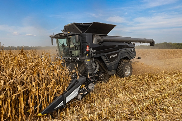 Save now with great financing deals on Fendt Ideal combines.