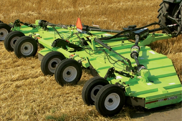 Schulte Batwing rotary cutter in field — high-performance mowing solution for large-scale land and roadside maintenance.